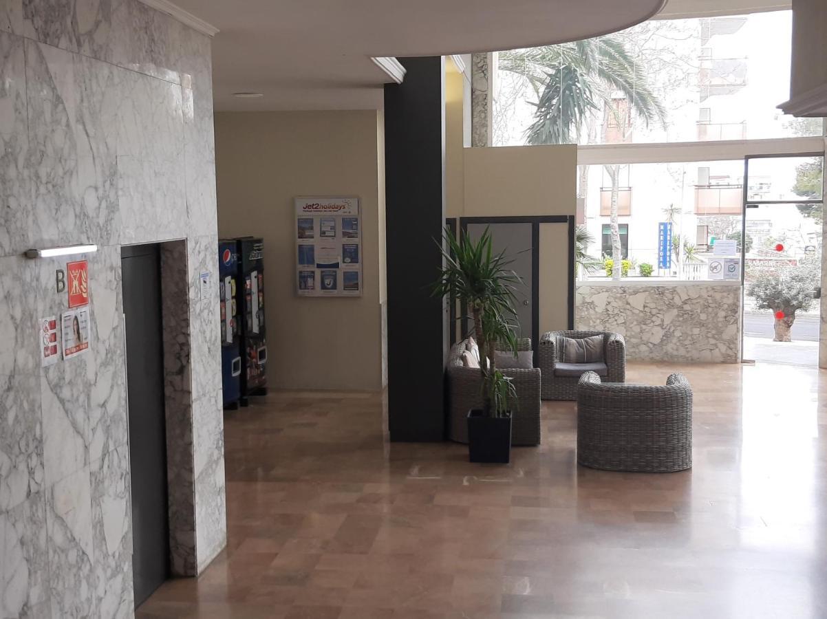 Internacional 2 Salou Apartment Bagian luar foto